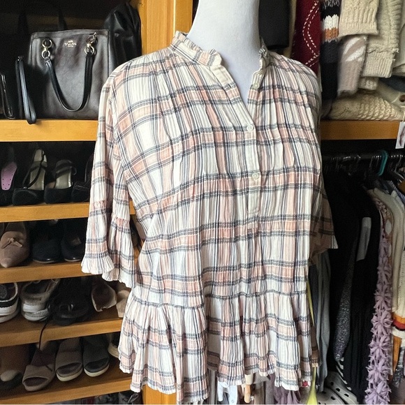 ⭐️BOGO FREE⭐️ LOFT Ruffled Peplum Blouse with Mandarin Collar - Picture 7 of 9